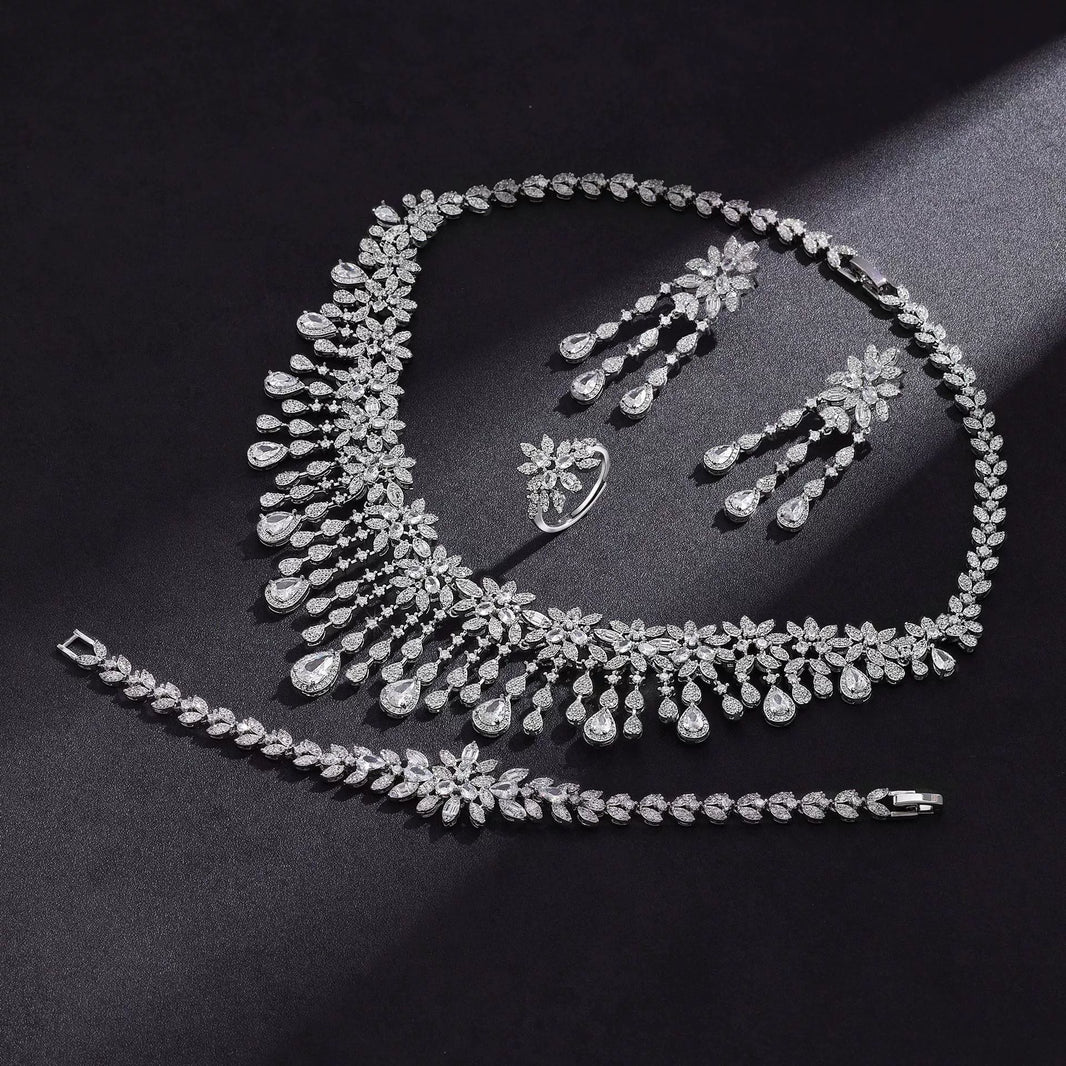 Alevirra Eira Jewelry Set | Alloy with Cubic Zirconia