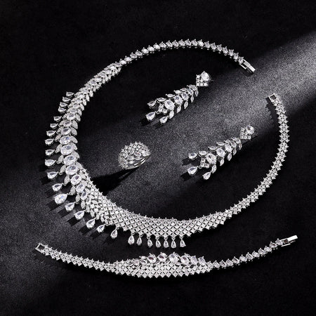Alevirra Mera Jewelry Set | Alloy with Cubic Zirconia