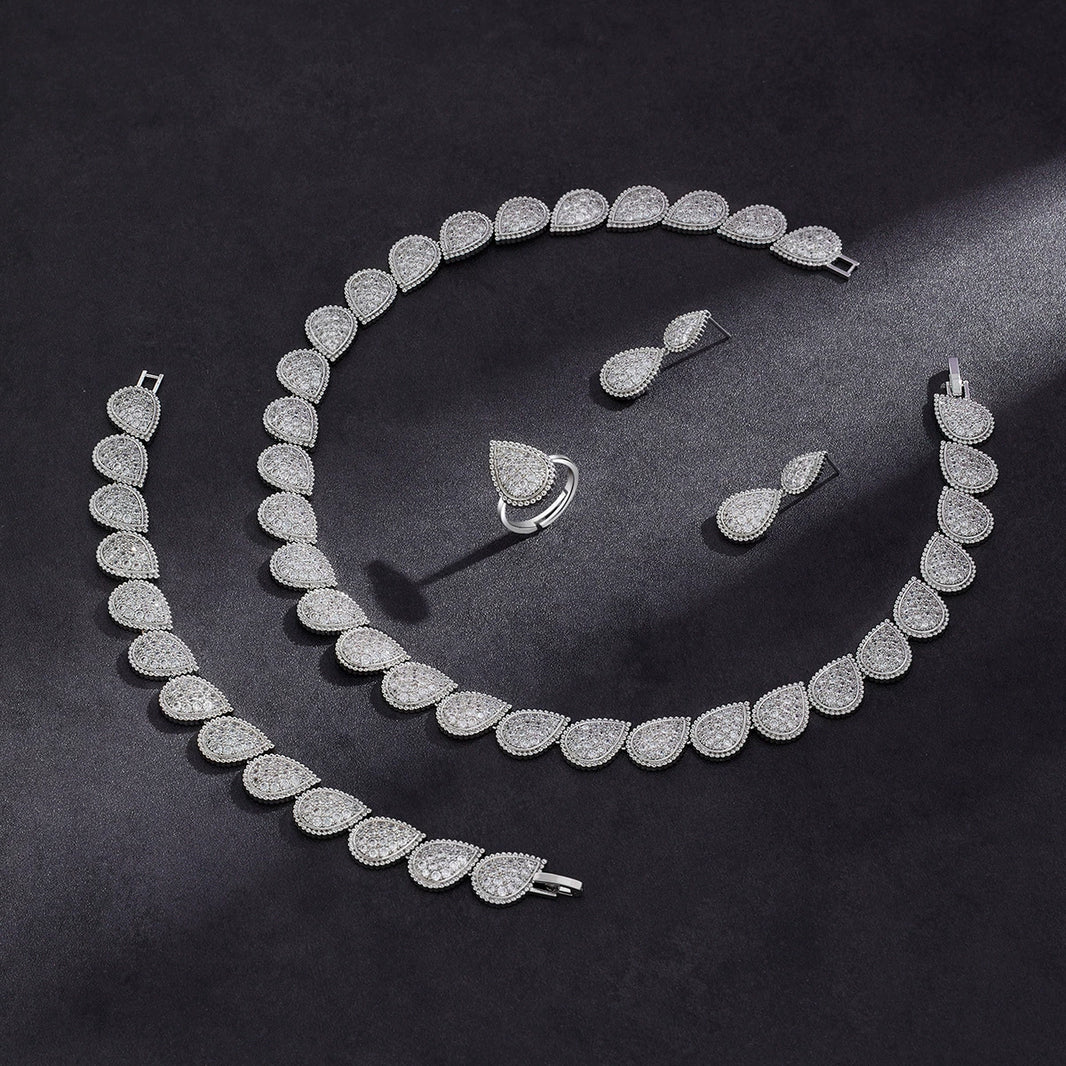Alevirra Lira Jewelry Set | Alloy with Cubic Zirconia