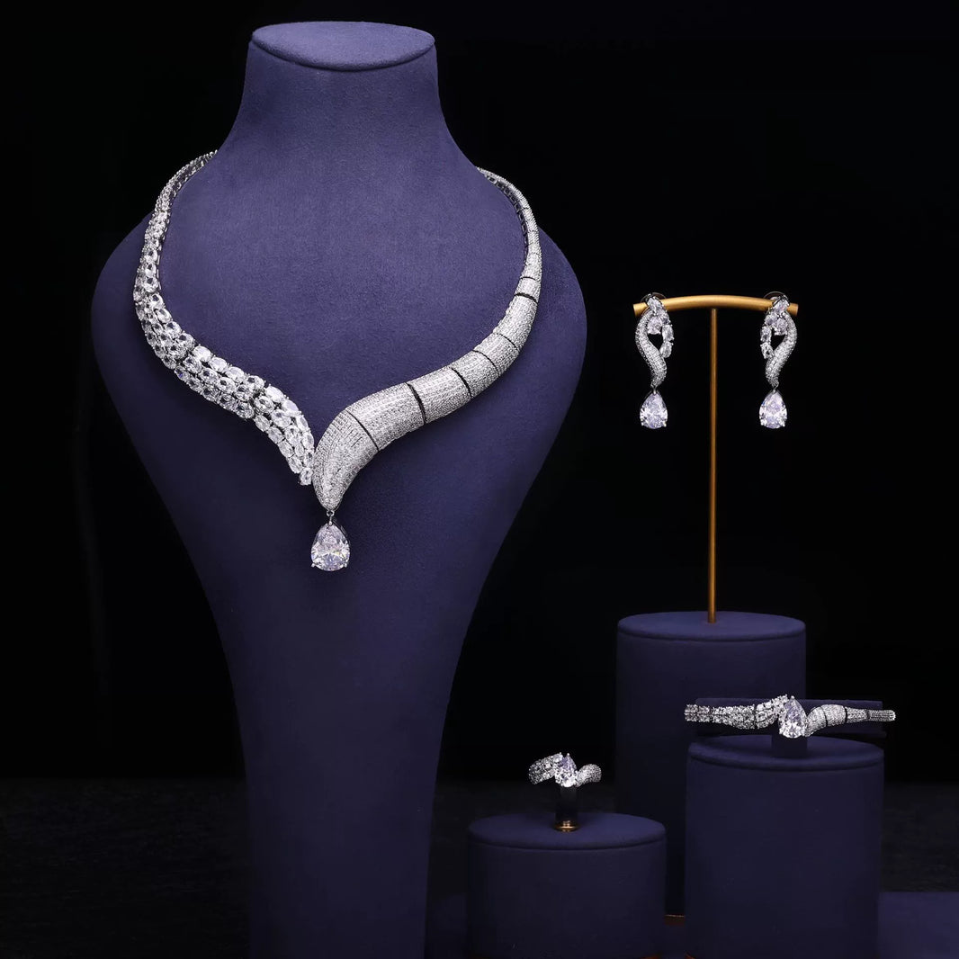 Alevirra Nira Jewelry Set | Alloy with Cubic Zirconia